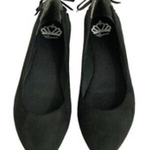 Fergalicious black flat shoes size 8